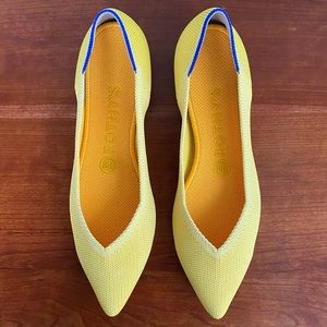 sunshine yellow pointed Rothy’s